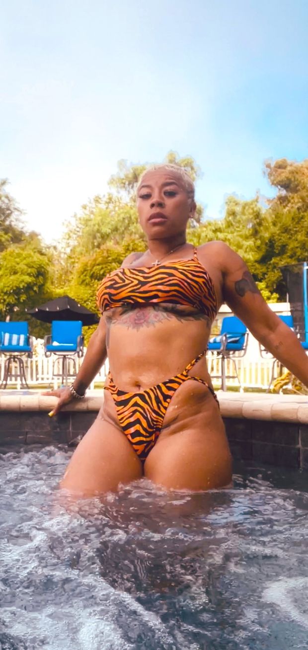 Keyshia Cole in a jacuzzi