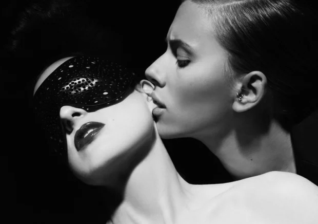 Dita Von Teese and Scarlett Johansson (A)