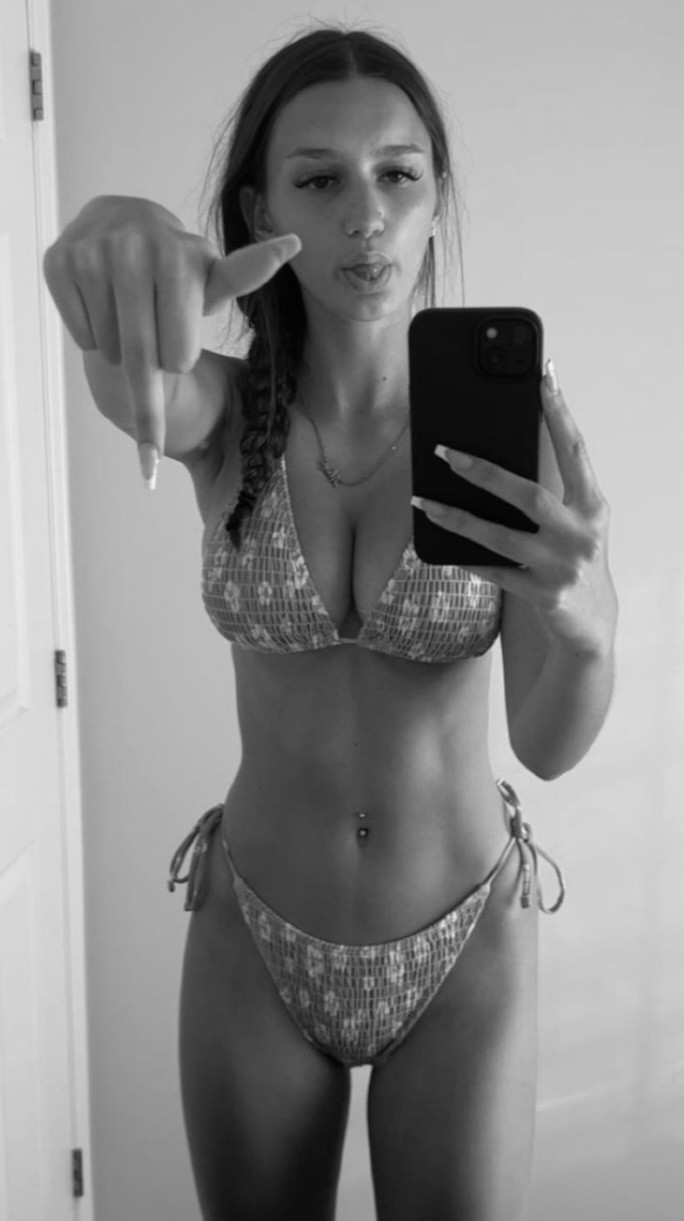 Alexa downward middle finger
