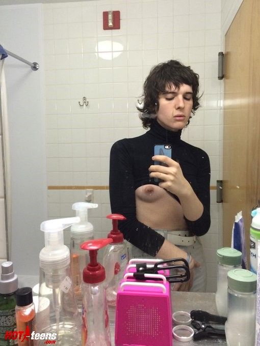 Sensational Trans Hari Nef Nude Pics Are Crazy