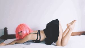 Hot teen pumping body with perfect legs