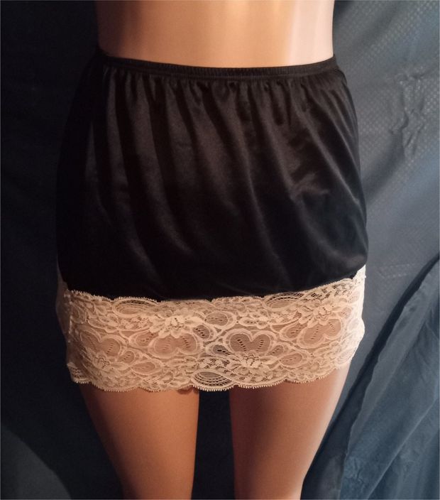 A Lacy Little Mini Slip!