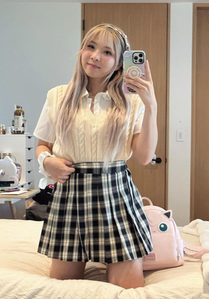 Yvonne (Streamer) - Back To Education Outfit
