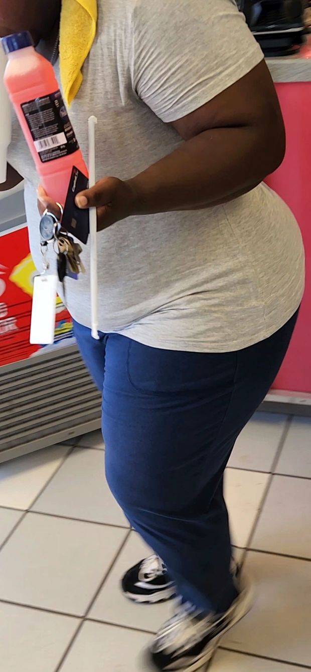 Big Juicee Bbw @ the Store!!❤️