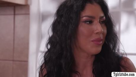 Busty Queenie gets pussy licked and fucked by TS Erica Cherry