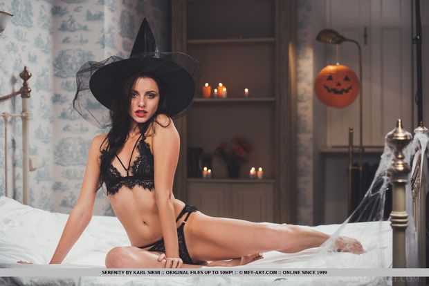 Costume: Witches