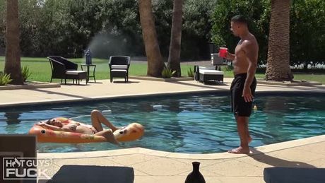 Tony Romero & Vanessa Ortiz - HotGuysFuck