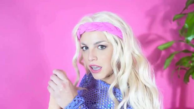 Emma Marrone dressed as Barbie