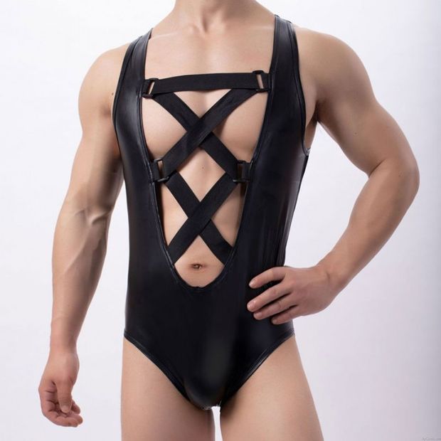 Sexy sportlicher Unterstützer-Trikot aus Kunstleder mit seitlichem Netzspleiß und überkreuzten Ärmeln Body Overall Ringen Sissy Herrenunterwäsche