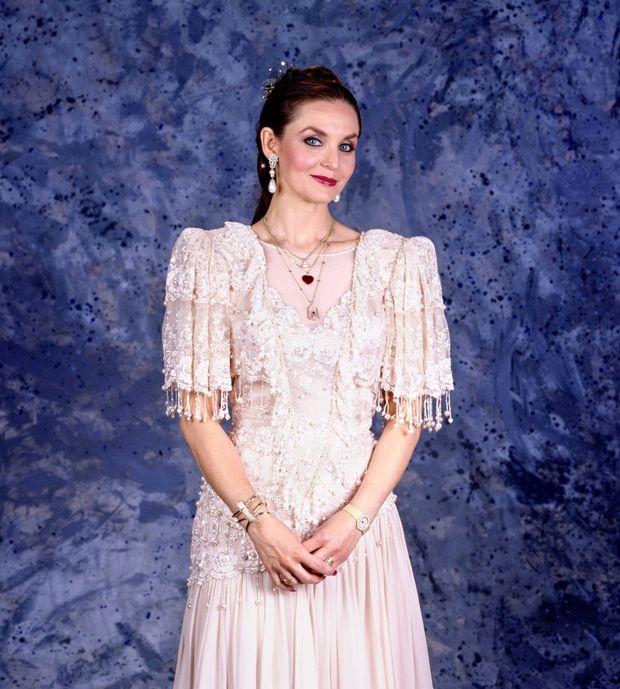 Crystal Gayle 9th pic.