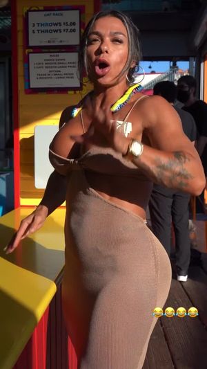 Amazing Muscular Ass Rapha