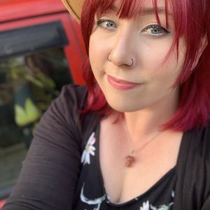 Stupid looking of a whore