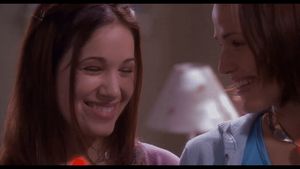 Marla Sokoloff and Jennifer Garner in "Dude, Where's My Car?"