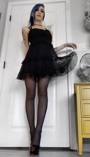 Alt Beauty Paper Doll 15