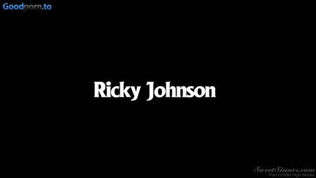 Elsa Jean - Petite Fucked By BBC On The Couch