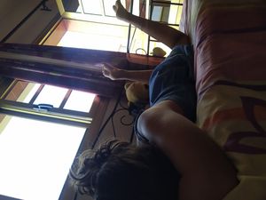 increible beautifull bitch these skin and legs...just look them