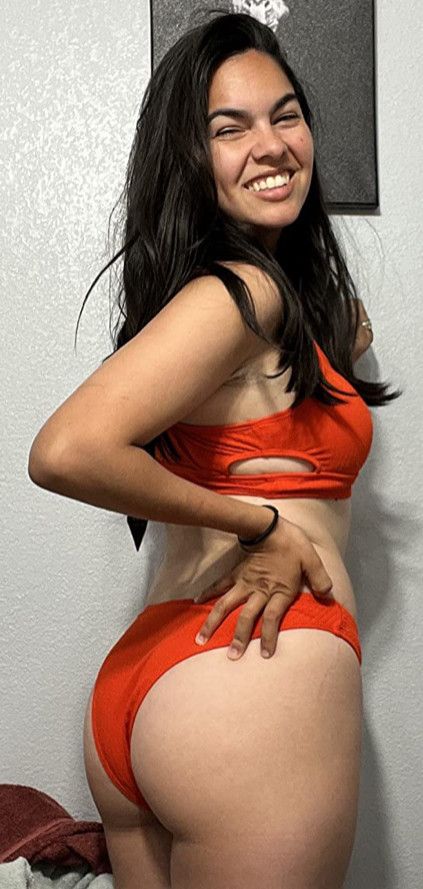 Phat ass latina
