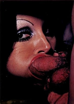 A retro mouthful in the night