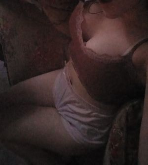 Busty babe waiting for something