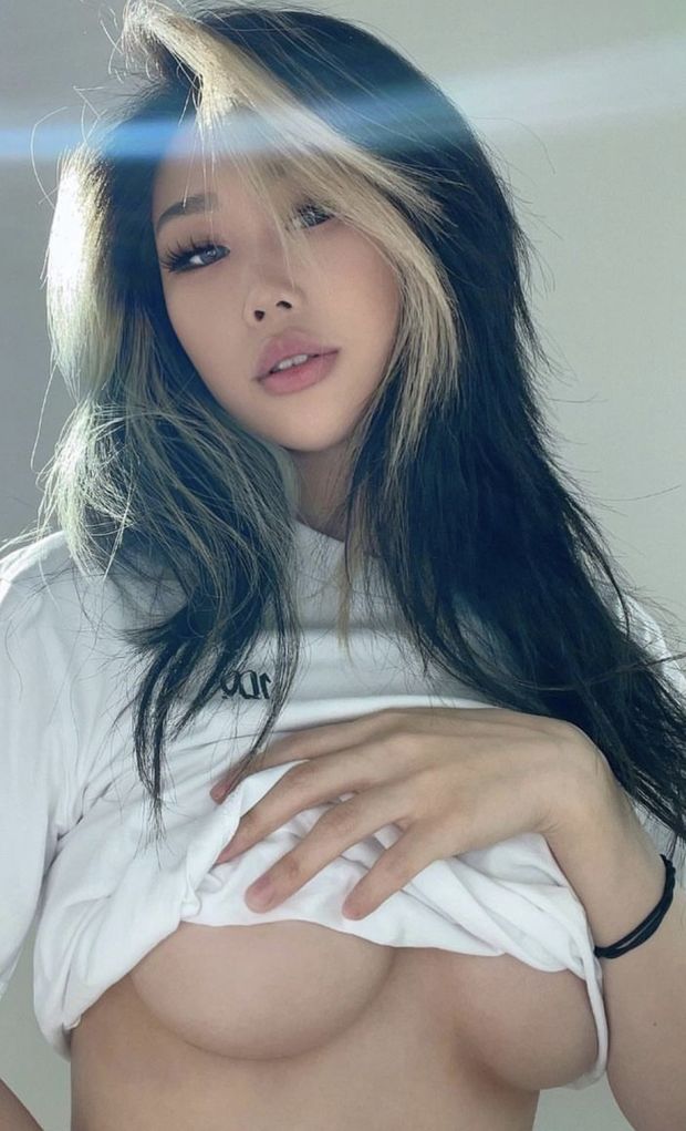 Hot boobs