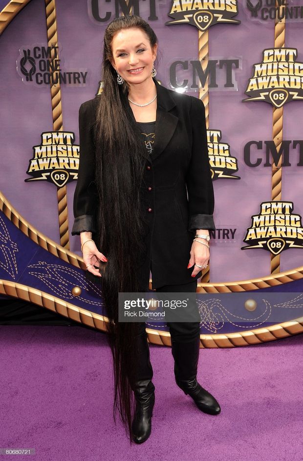 Crystal Gayle 22nd pic.