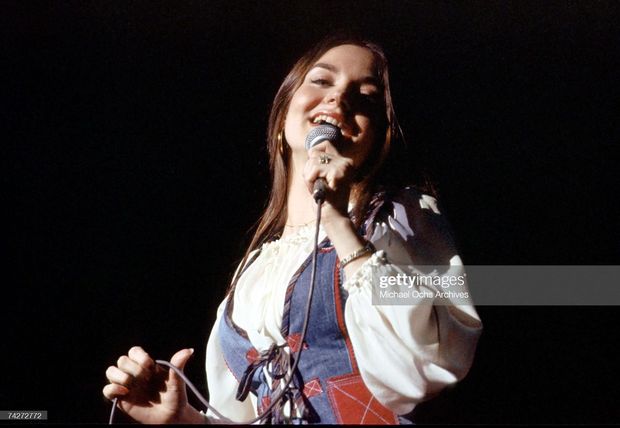 Crystal Gayle 27th pic.