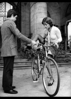Charlie helps the student..