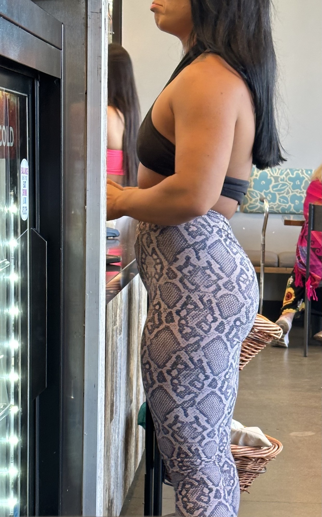 More fine asses out and about