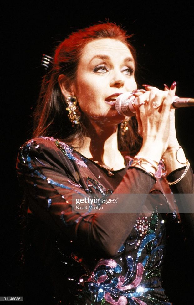 Crystal Gayle 47th pic.