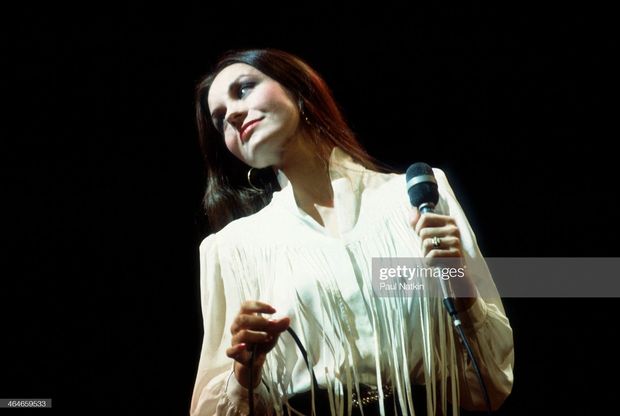Crystal Gayle 51st pic.