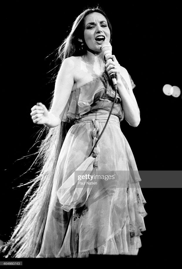 Crystal Gayle 56th pic.