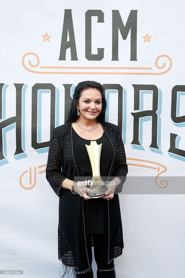 Crystal Gayle 80th pic.