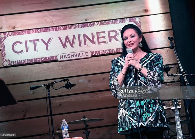 Crystal Gayle 88th pic.