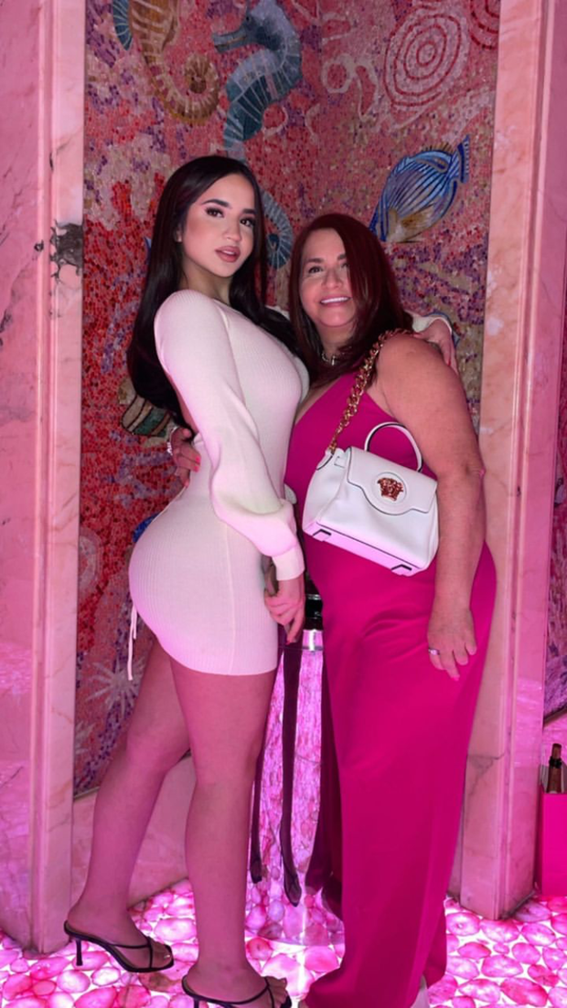 Mother daughter