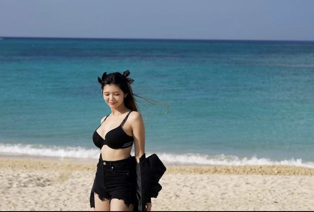 Sweet Asian Babe 2