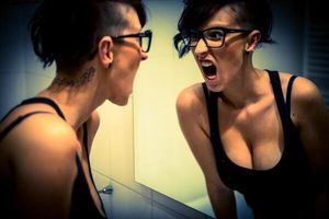 Emylia Argan yells in mirror