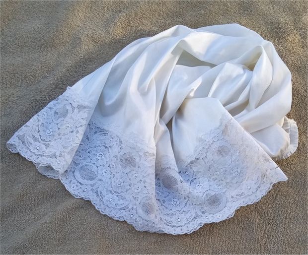 Lacy Church Lady Half Slip.