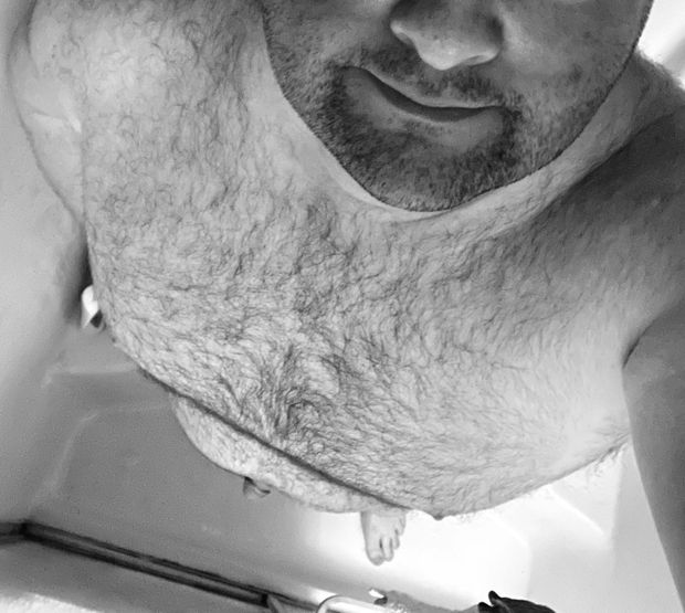 Flaccid Shower Selfie