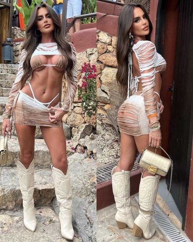 Sexy outfit