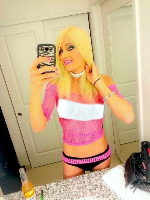 Mia Davina selfie
