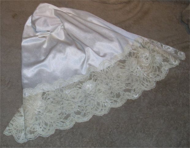 Very Lacy & Oh, So Silky Soft Vintage St. Michael Waist Slip!