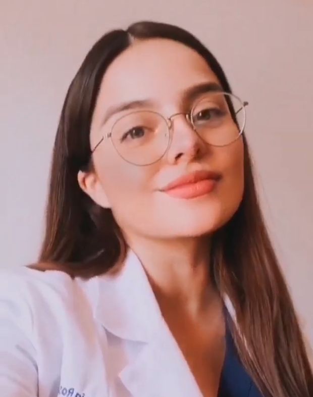 Dra puta bonita lentes