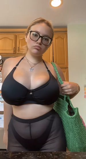 Amazing tits to fuck