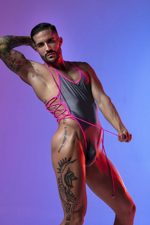 BODYSUIT EROS GRIS CON ROSA NEÓN