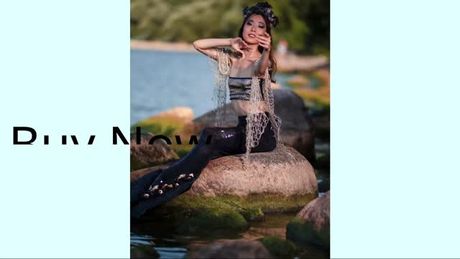 Ondine - Gold Vagina G-String with Mermaid Charm