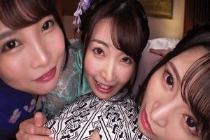 cute bitch japanese ONSEN groupsex !