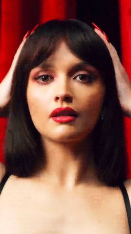 Olivia Cooke Lingerie SXF 2