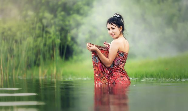 Gorgeous Asian beauty