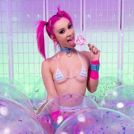 Sexy slut Jazmin Luv
