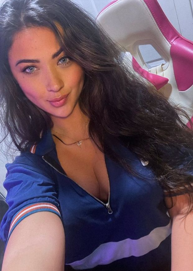 Sweet cleavage face